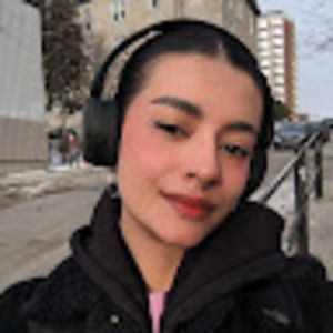 Meet your Posher, Andrea